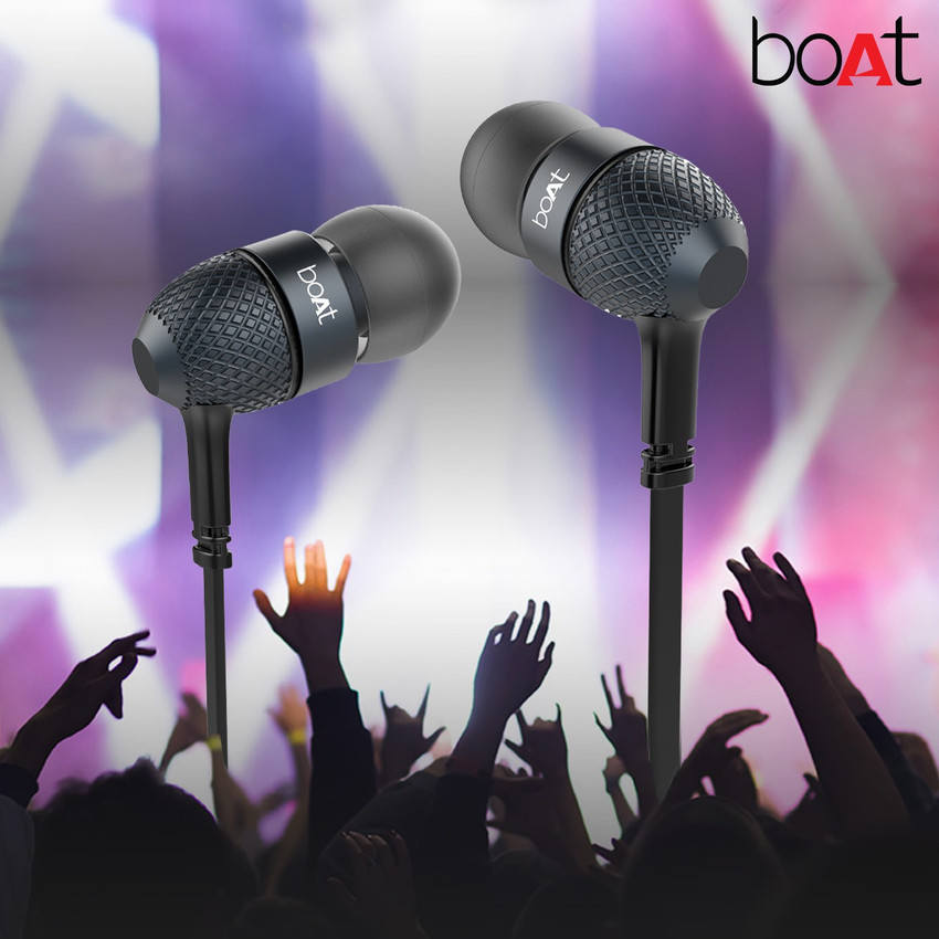 Boat 225 in ear wired earphones with clearance mic