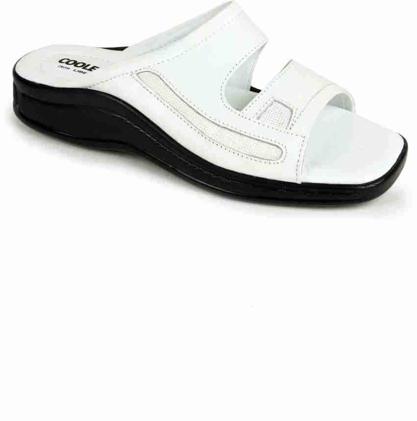 Coolers hot sale liberty chappal