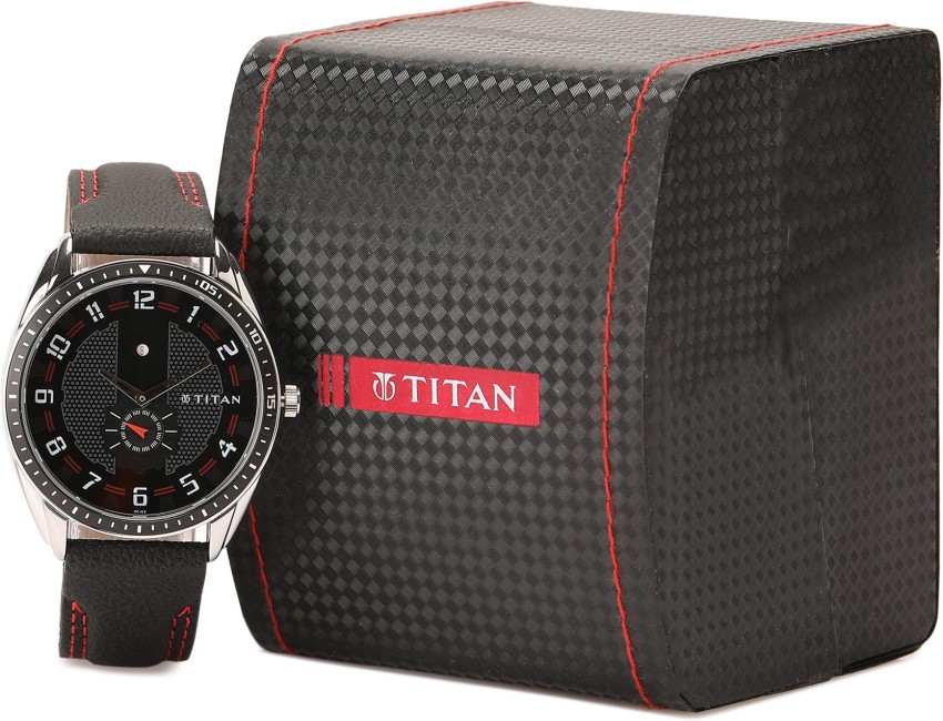 Titan 1582saa best sale watch price