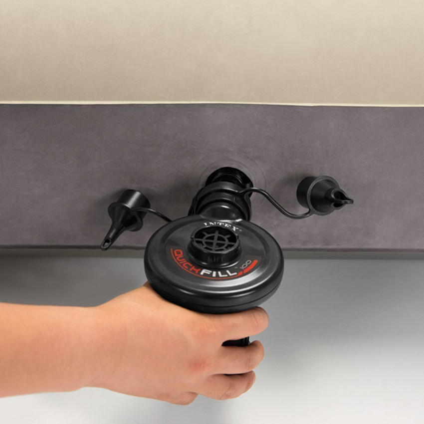 Electric air outlet pump for bicycle