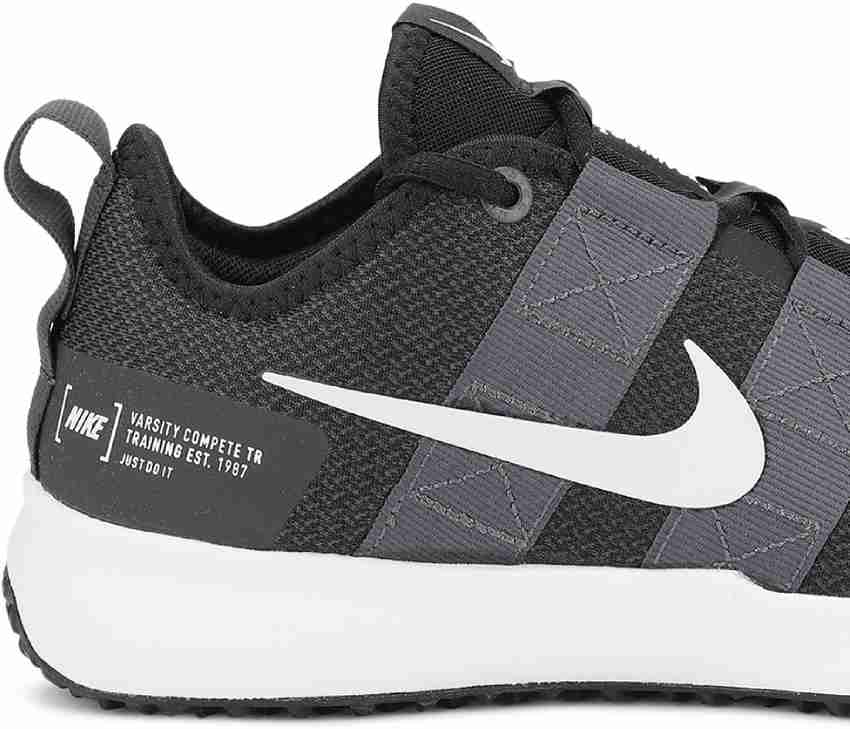 Nike varsity compete hot sale trainer tr 2