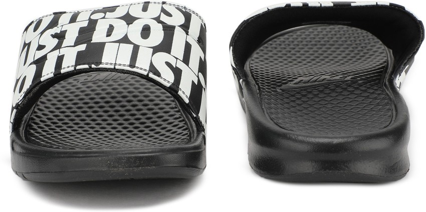 NIKE Men Benassi