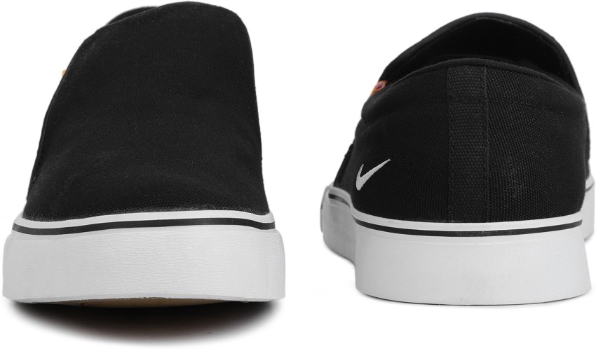 Nike slip on discount dames