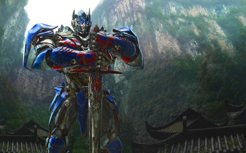 Battle Damage Optimus Prime Transformers Wallpaper