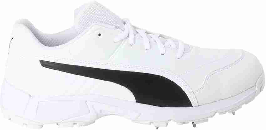 Puma men's evospeed one8 hot sale r white cricket shoes