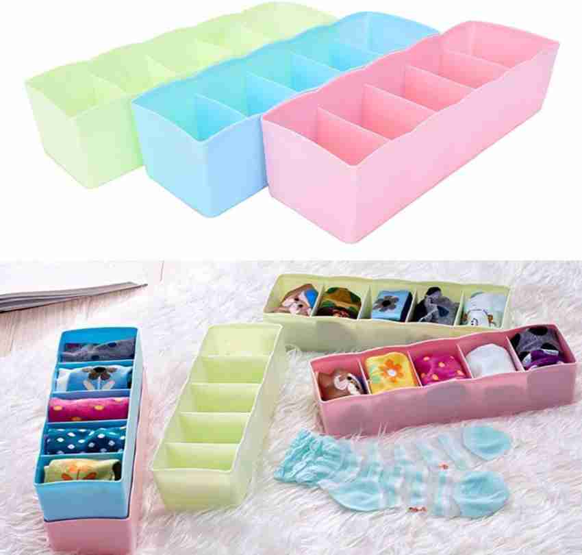 Closet organiser box for socks and underwear, 20 compartments