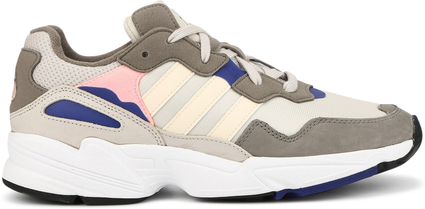 Adidas yung best sale 96 zwart