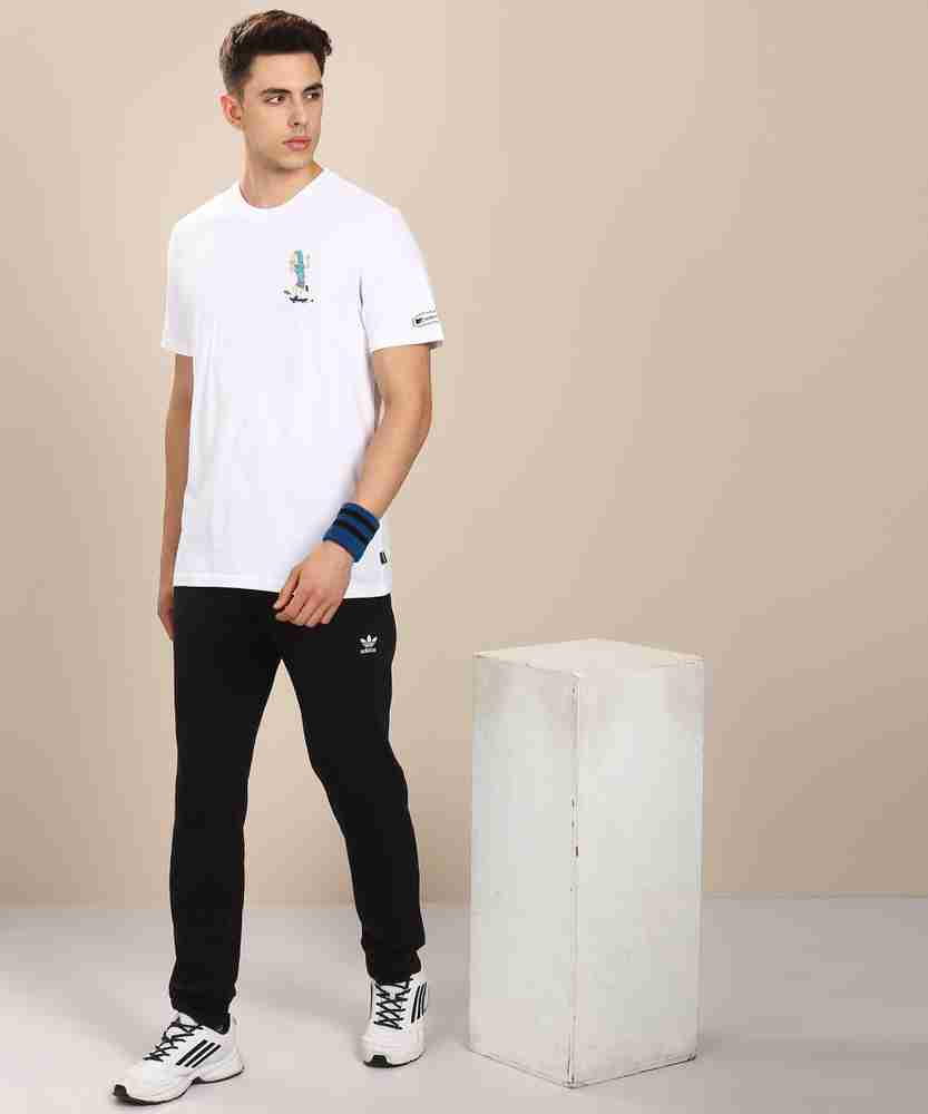 ADIDAS ORIGINALS Printed Men Round Neck White T-Shirt - Buy ADIDAS  ORIGINALS Printed Men Round Neck White T-Shirt Online at Best Prices in  India | Flipkart.com