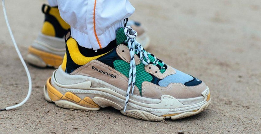 Balenciaga triple s beige hot sale green