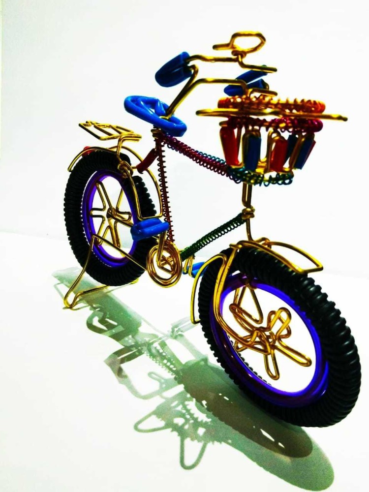 TANISHKA CREATIONS Handmade Brass Bicycle Decorative Showpiece