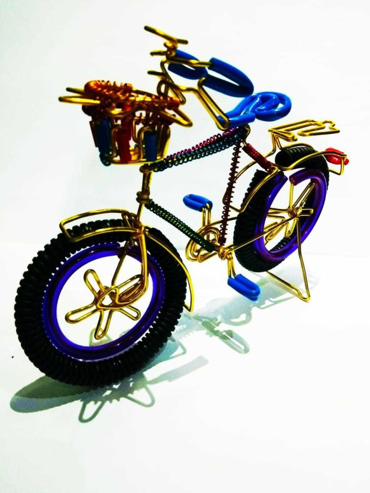 TANISHKA CREATIONS Handmade Brass Bicycle Decorative Showpiece