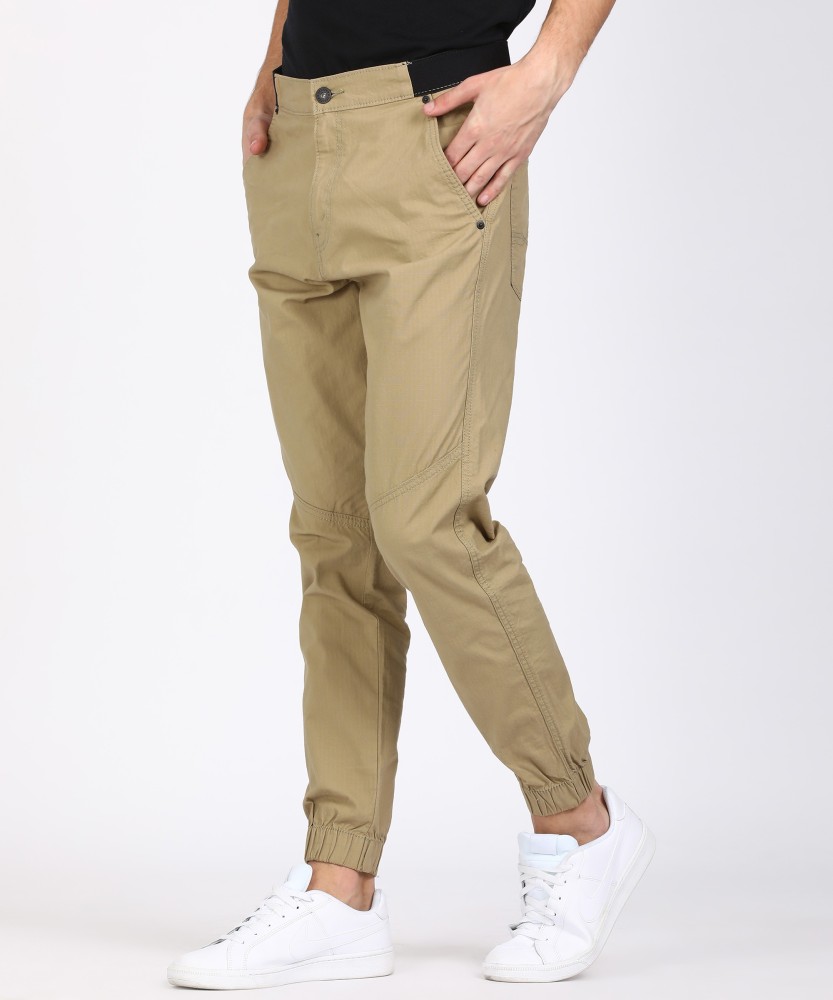 DENIZEN by Levi s Regular Fit Men Brown Trousers Buy DENIZEN by