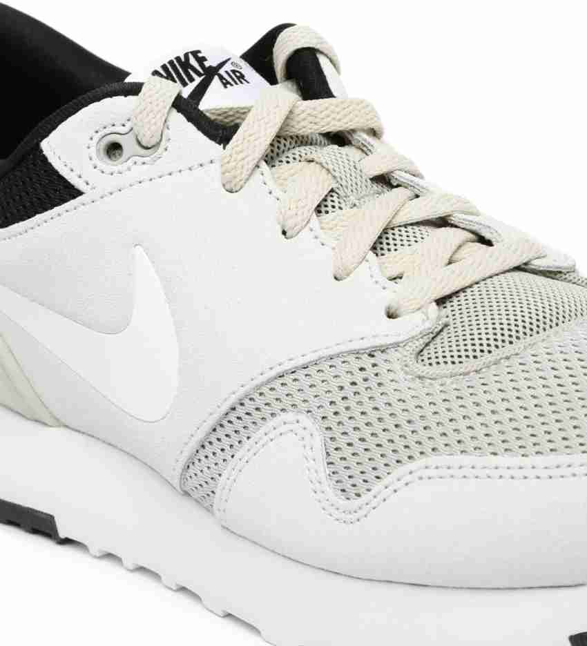 Nike air clearance vibenna white