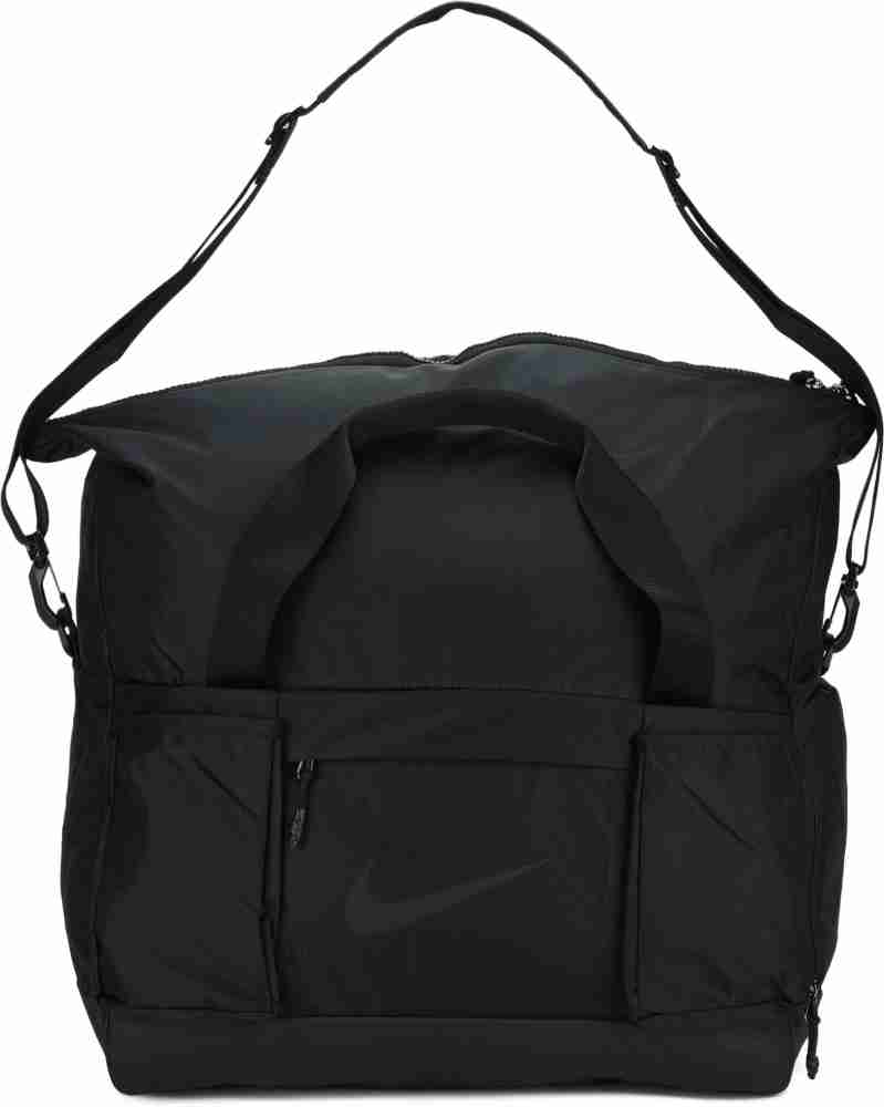 Nike hotsell speed duffel