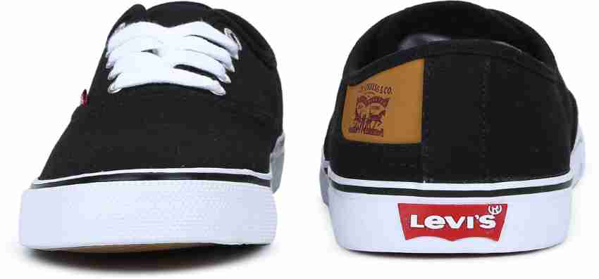 Levi's men's derby clearance classic sneakers