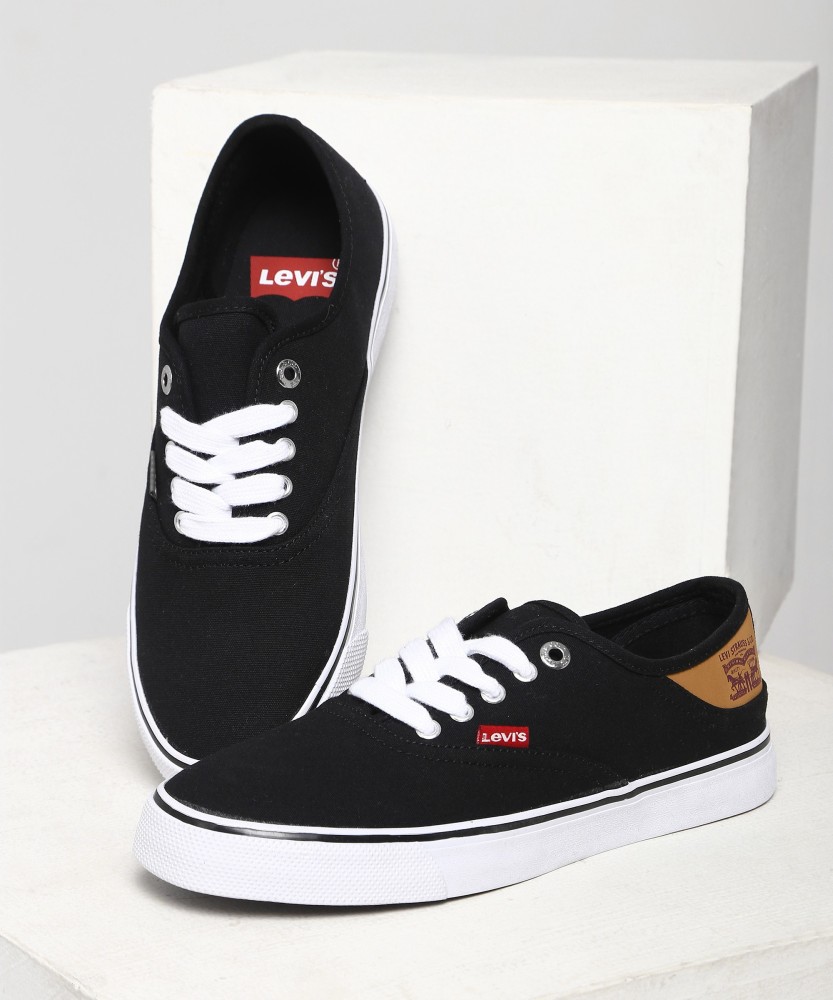 Levis derby sales classic sneakers