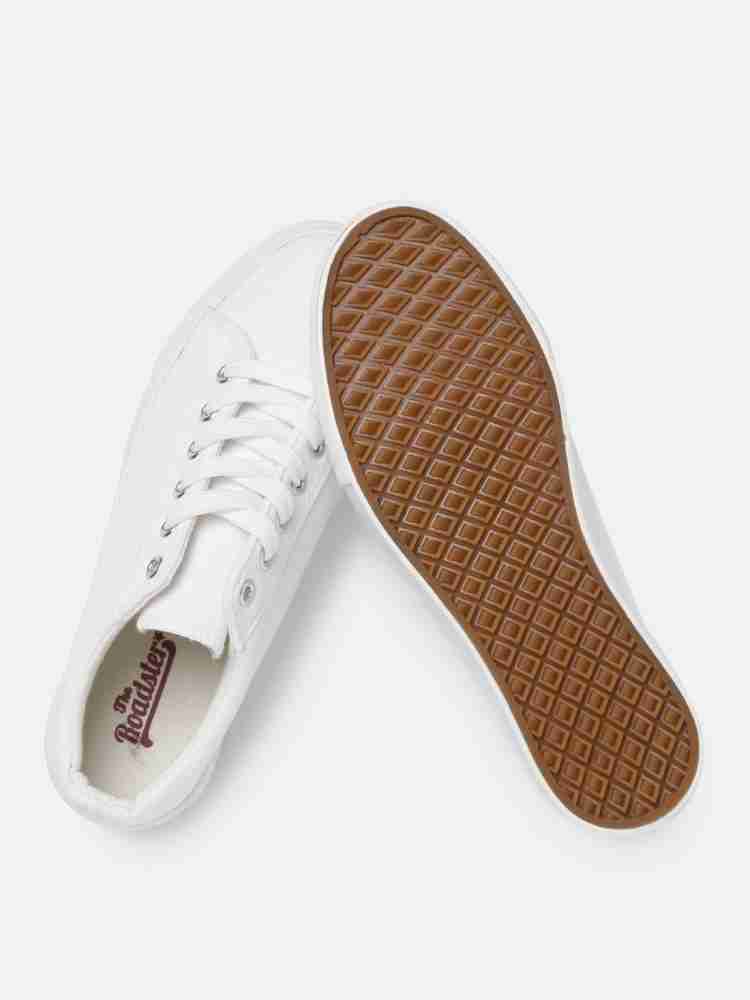 Roadster deals shoes white