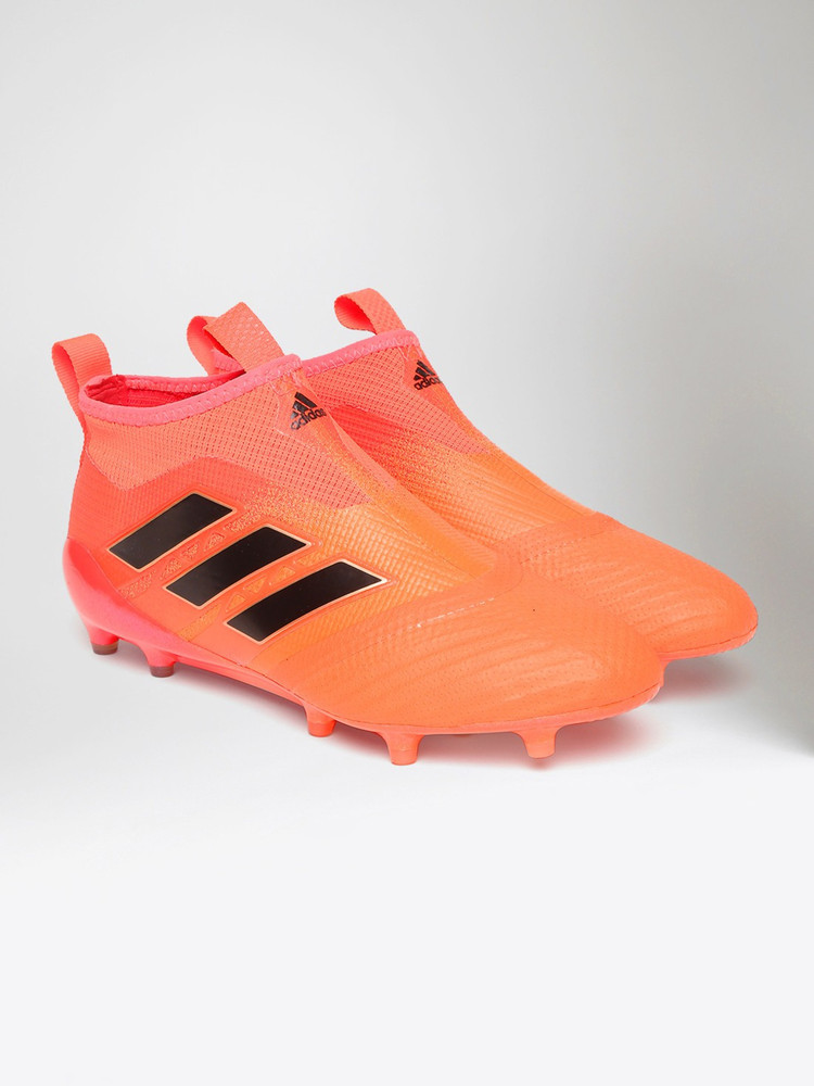 Adidas shop football flipkart