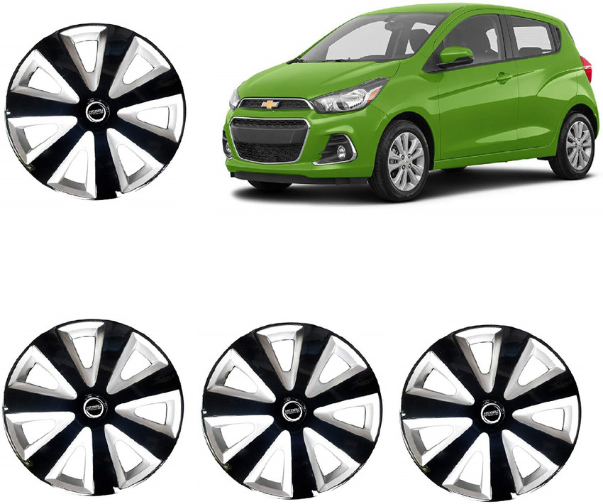 Chevy wheel outlet cover
