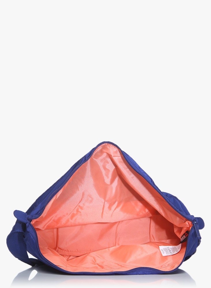 Sling bag online reebok