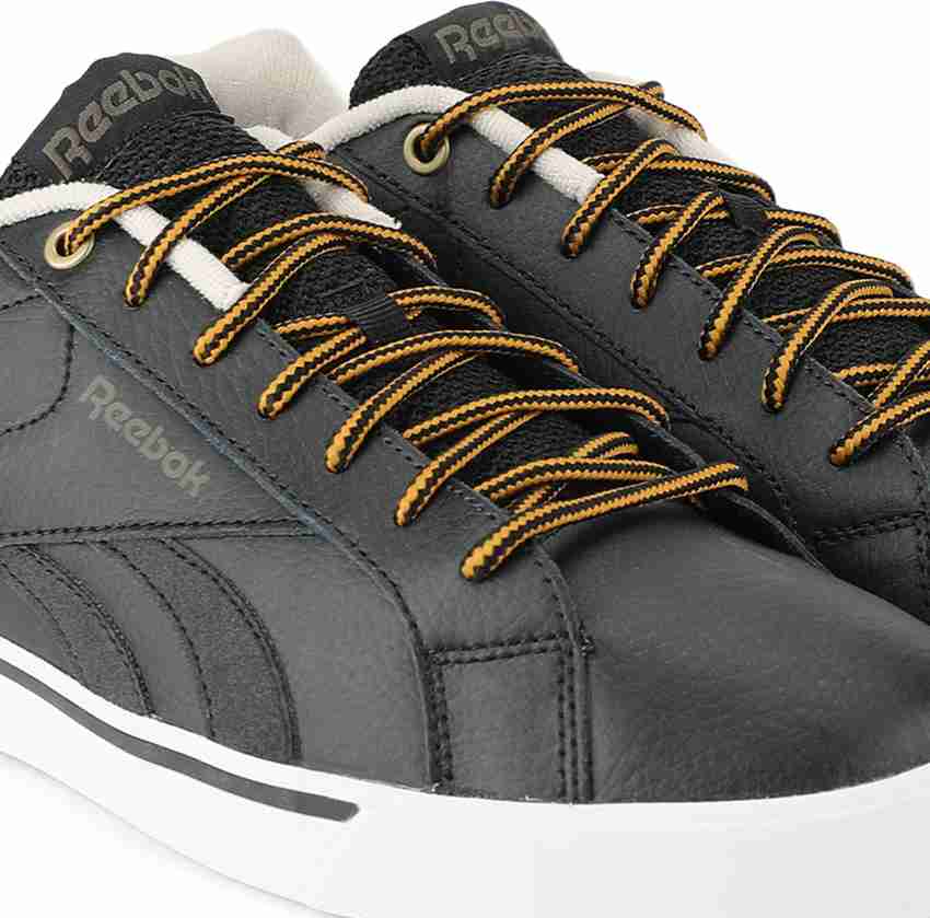 REEBOK CLASSICS ROYAL COMPLETE 2LW Running Shoe For Men