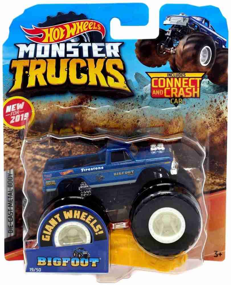 Hot Wheels Monster Trucks 1:64 Scale Ms. Bigfoot Includes Connect and Crash  Car, 1 - Harris Teeter