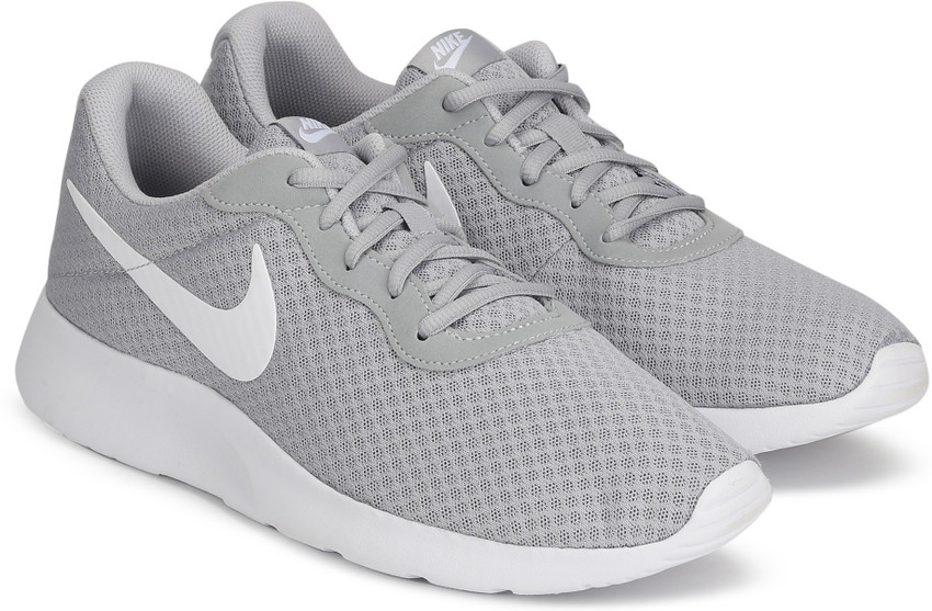nike tanjun light grey