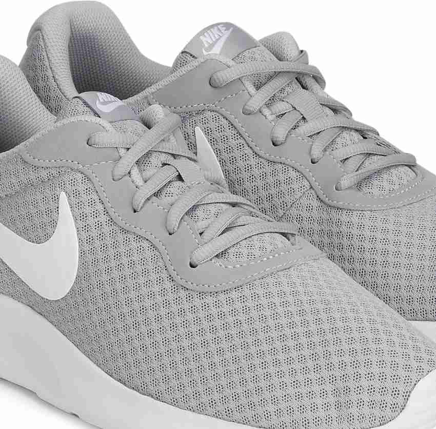 Nike clearance tanjun gray