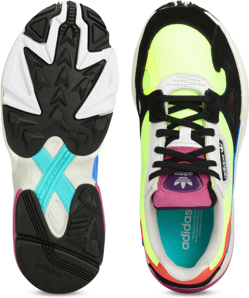 Adidas falcon w cg6210 top