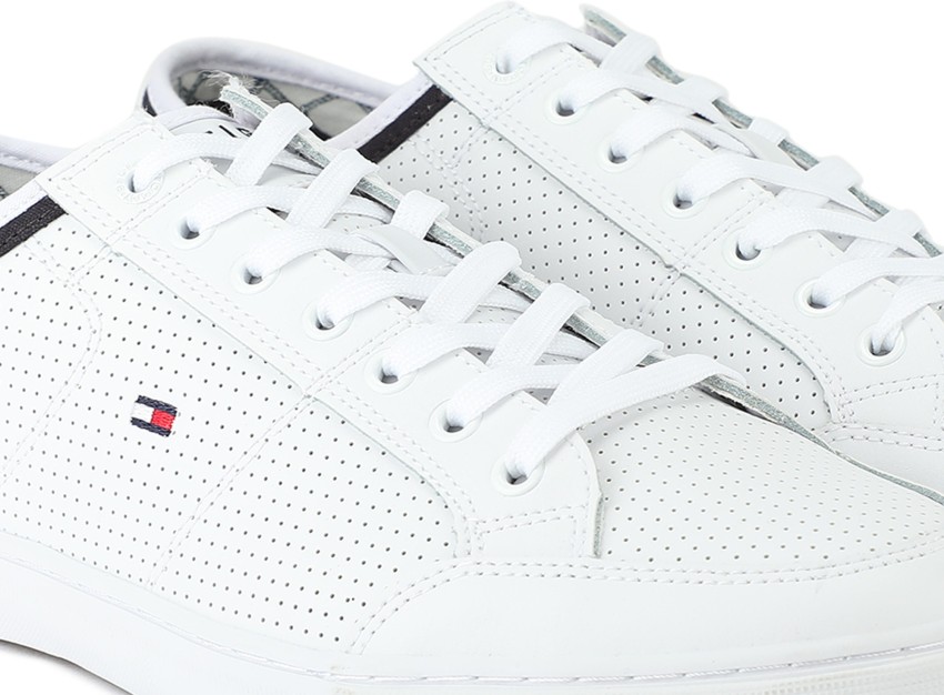 Tommy hilfiger core hot sale corporate leather sneaker