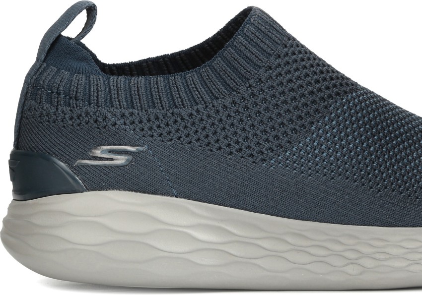 Skechers gostrike slip shop on trainers mens