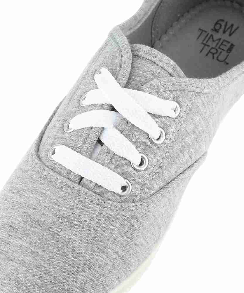Time and Tru White Low Top Athletic Memory Foam Sneaker Shoes