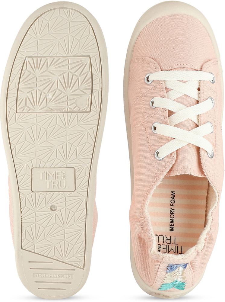 Time and tru 2025 memory foam shoes