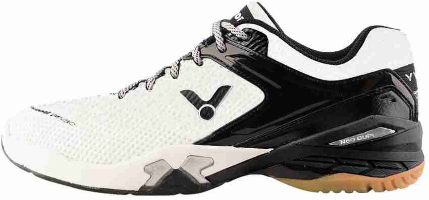 Victor badminton shoes flipkart sales