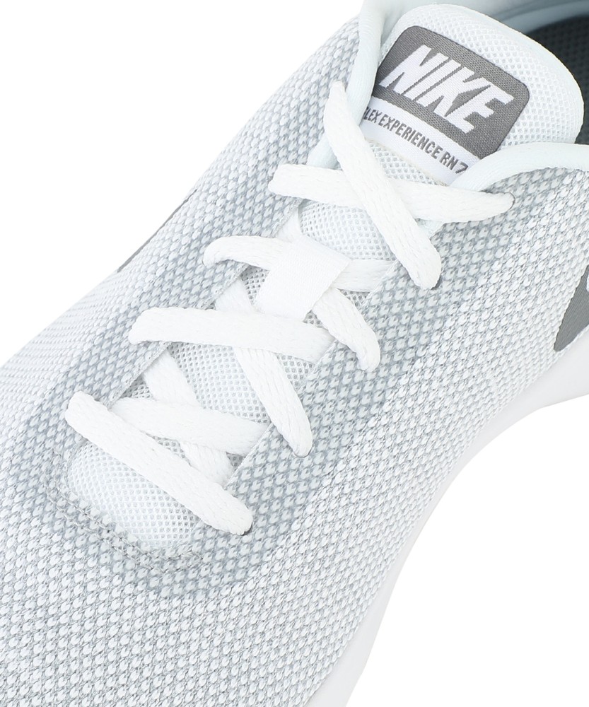 Nike flex experience sale rn 7 wolf grey