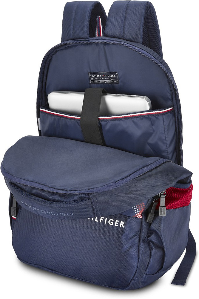 Tommy hilfiger backpack hot sale snapdeal