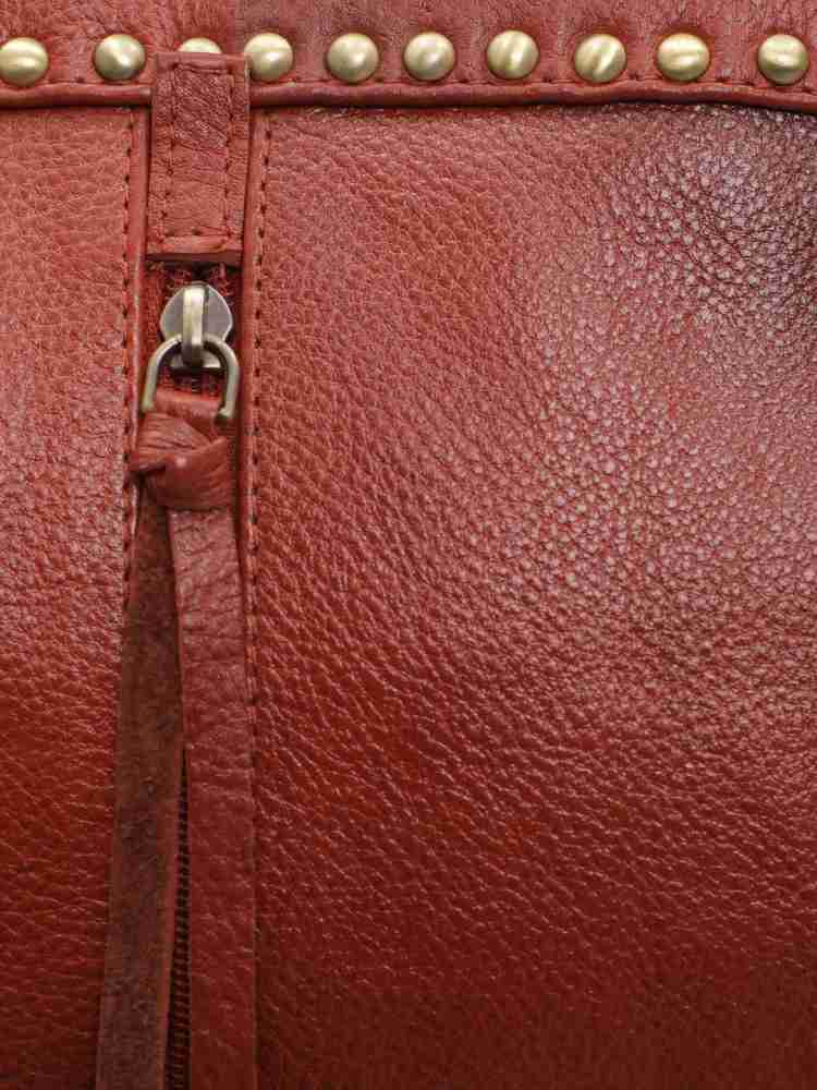 Musqari Multipurpose Leather Handbags For Ladies Cum Shoulder Bag, Size:  12L X 9 H X 6W at Rs 2500/piece in Kolkata