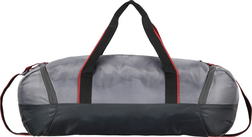 Plain 30 L Hand Duffel Travel Bag, Size/Dimension: (28 X 22 X 53) Cm