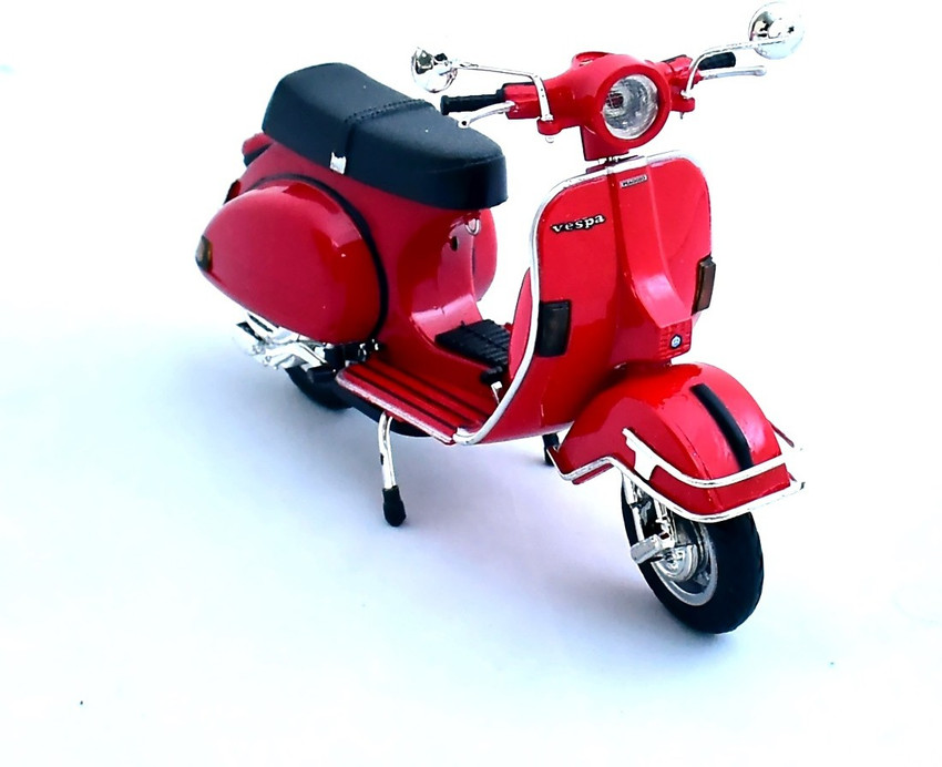 Vespa P200E Scooter - RED - 1/12 Scale Model by NewRay