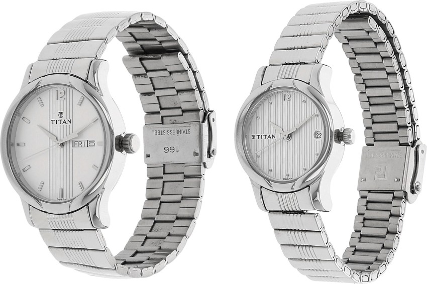 Flipkart couple watches discount titan