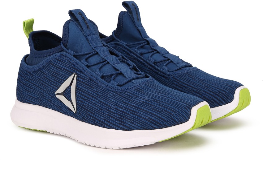 Reebok running hot sale shoes pump