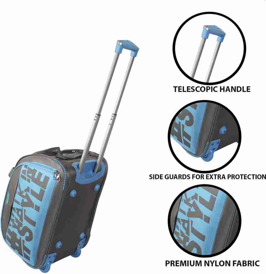 Vigorous American Player 20 Inch Duffel With Wheels Strolley