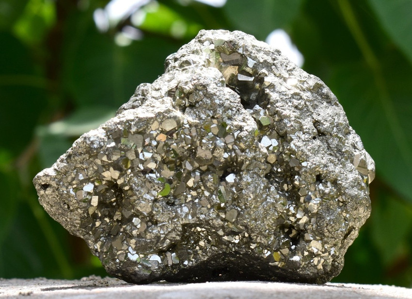 Gold on sale crystal stone