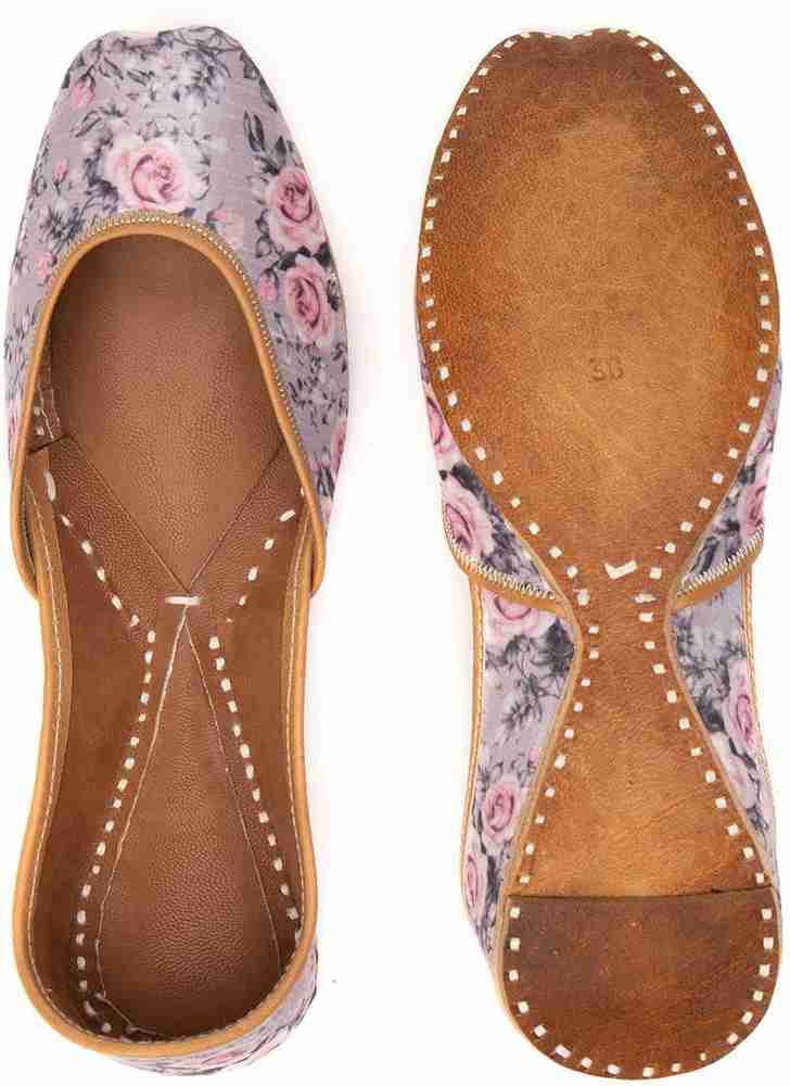 Jivaana Aiden Garden Rose Grey Ethnic Leather Juttis For Women Buy Jivaana Aiden Garden Rose Grey Ethnic Leather Juttis For Women Online at Best Price Shop Online for Footwears in