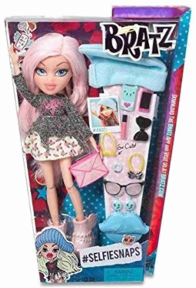 bratz doll selfie snaps