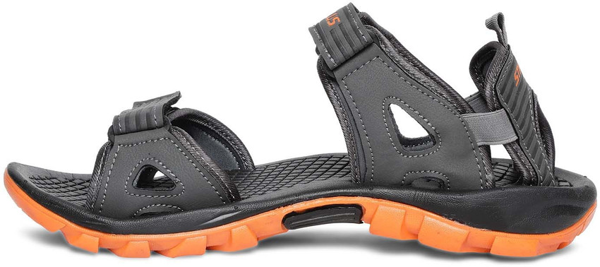 Paragon sandal hotsell 9133