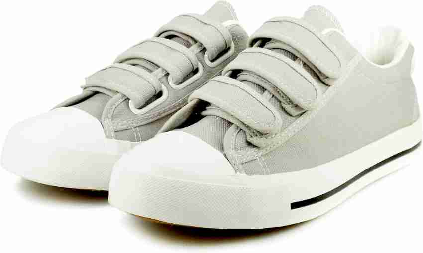 Mens canvas velcro on sale shoes