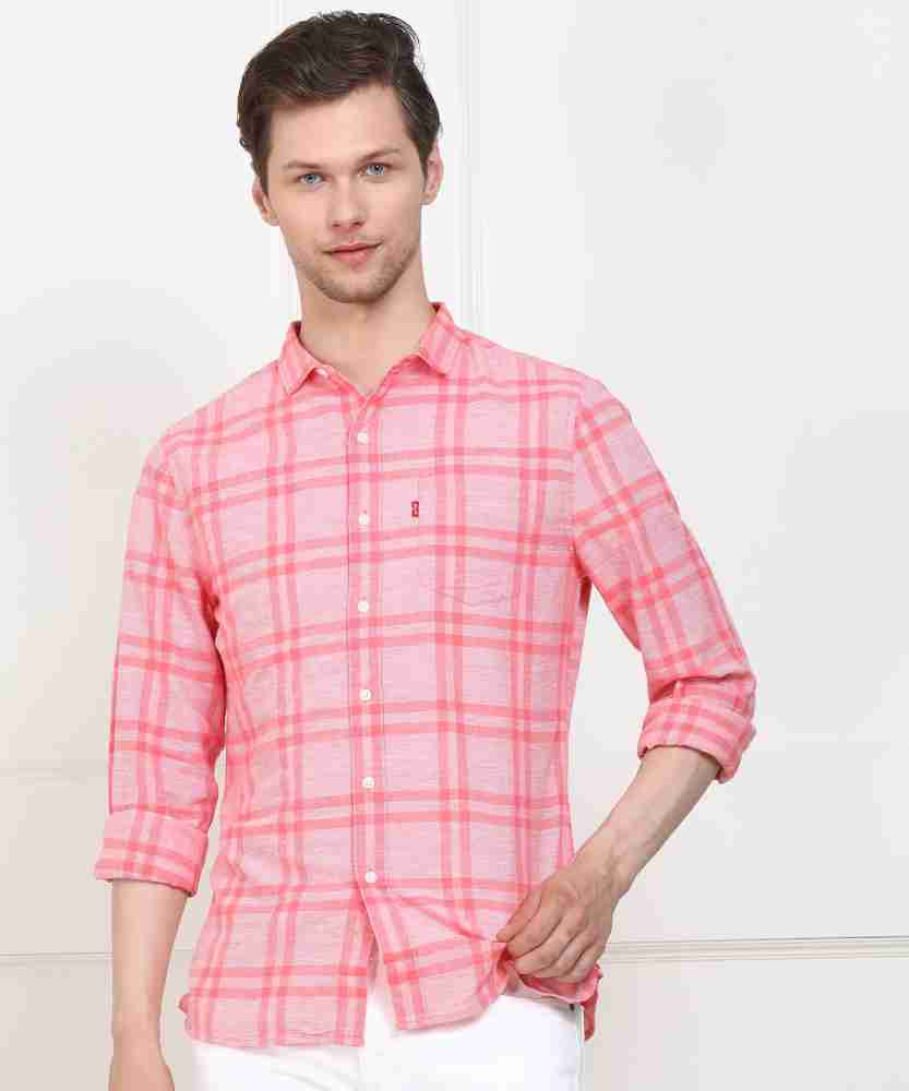 Levi hotsell pink shirt