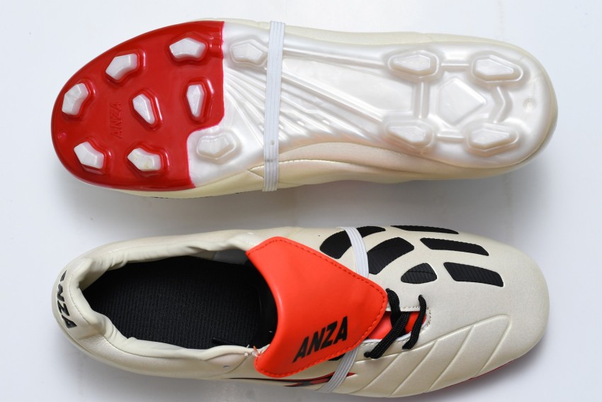 Polaris anza store football shoes price