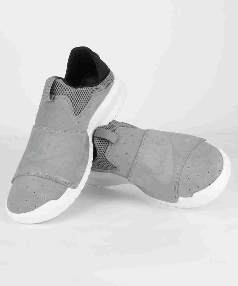 Nike benassi slip shoe review best sale